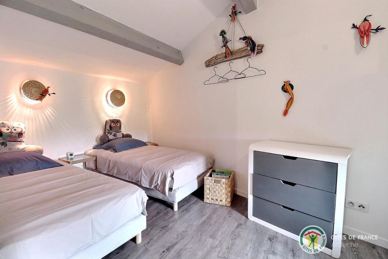 L'Envol Des Papillons Villa Гроспиер Екстериор снимка